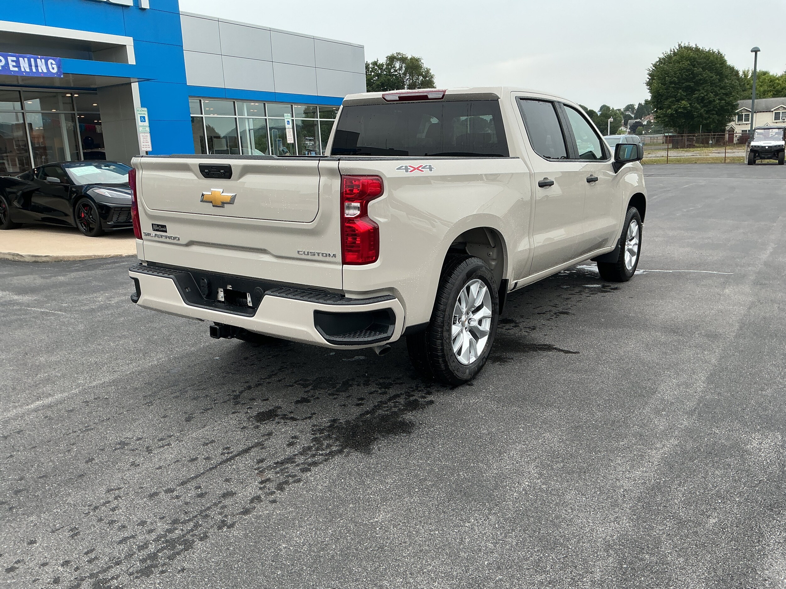 2026 Chevrolet Silverado 1500 Custom - Photo 8