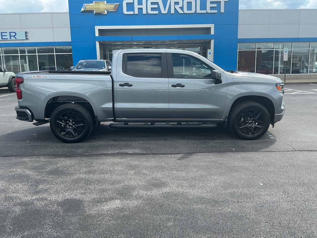 New 2026 Chevrolet Silverado 1500 Custom Truck