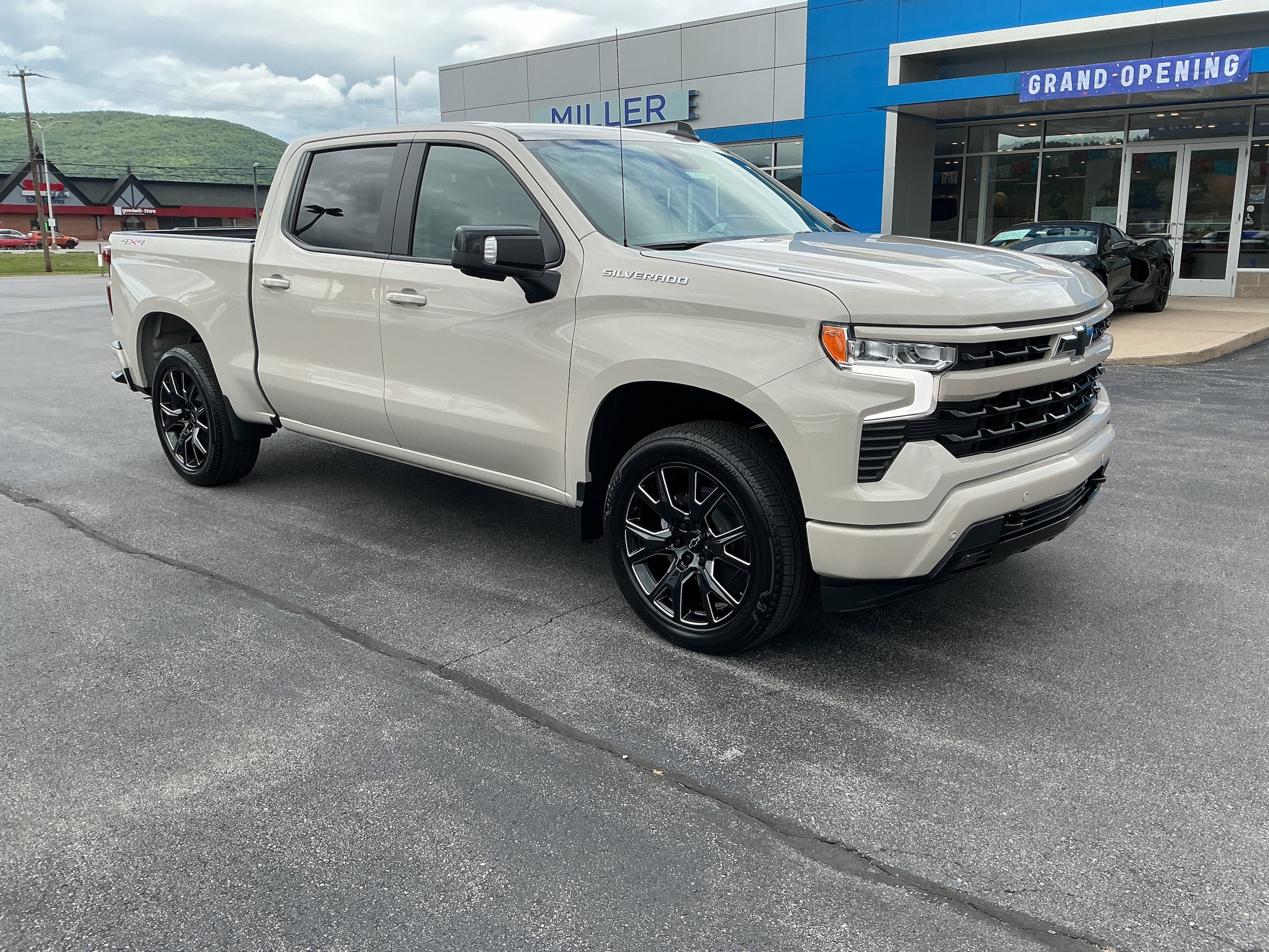 2026 Chevrolet Silverado 1500 RST - Photo 2