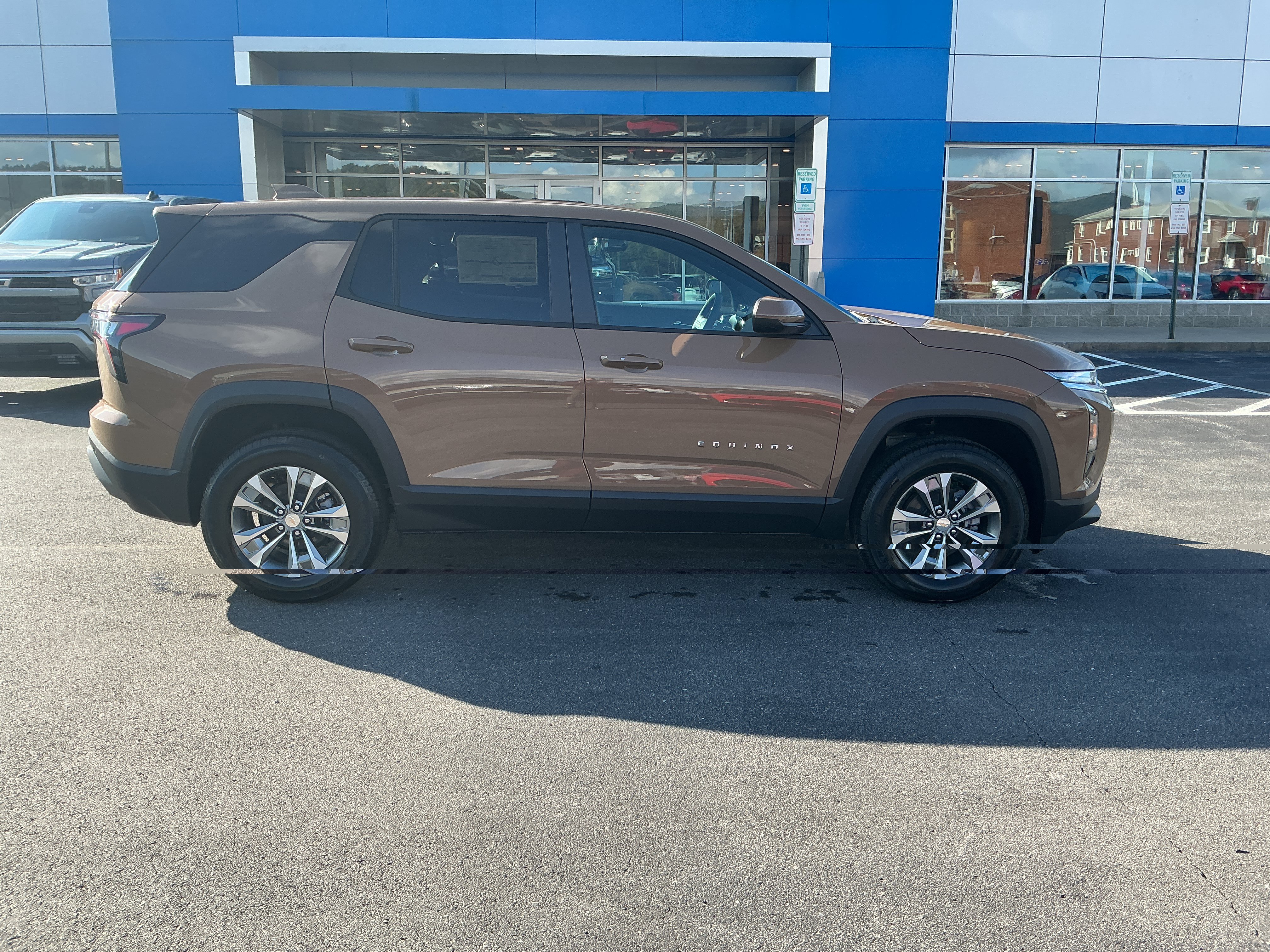 2027 Chevrolet Equinox LT SUV