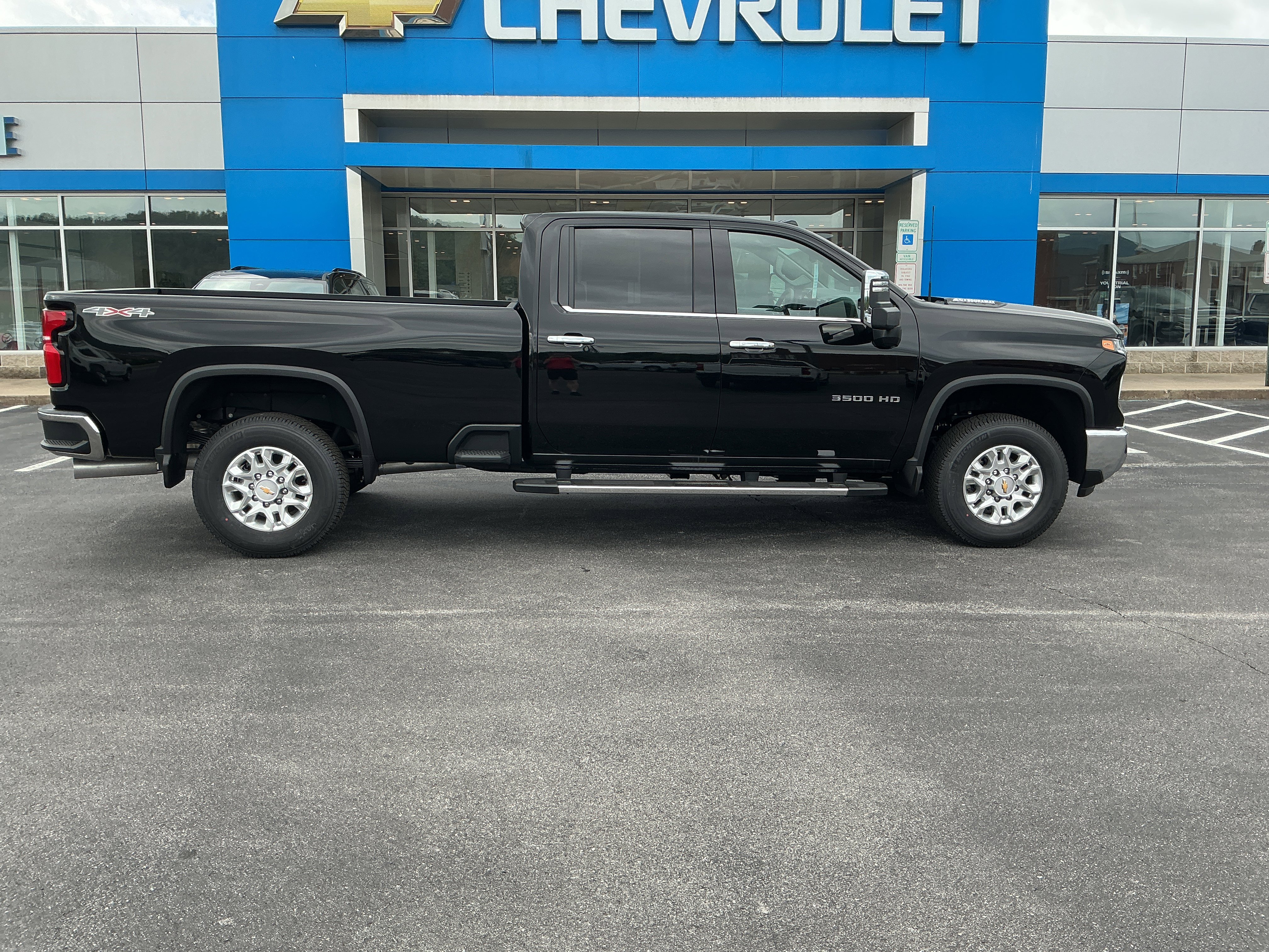  Chevrolet Silverado 3500 HD
