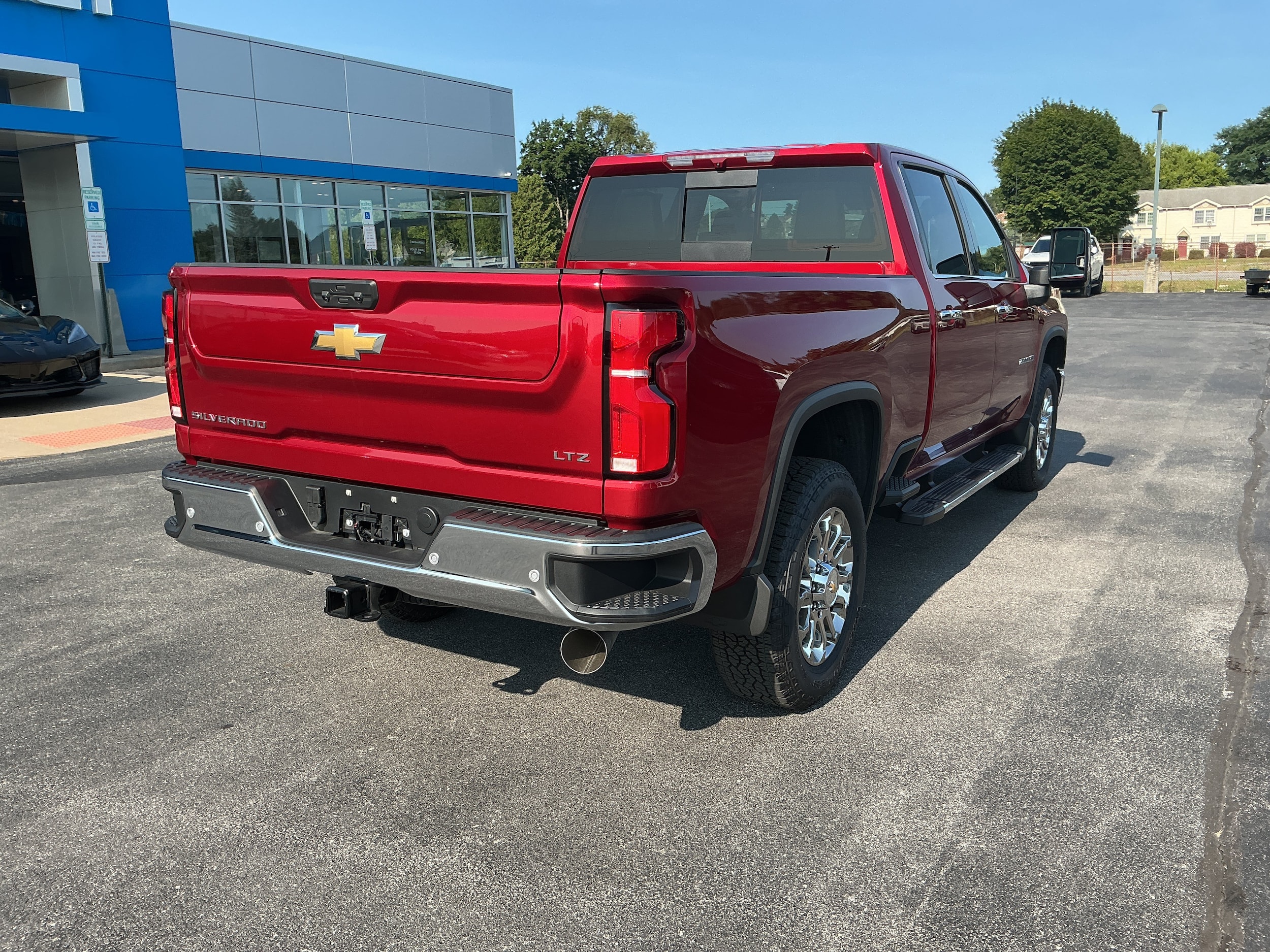 2026 Chevrolet Silverado 2500 HD LTZ - Photo 8