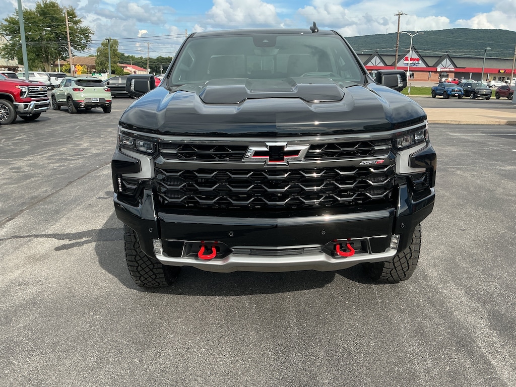 New 2026 Chevrolet Silverado 1500 ZR2 Truck