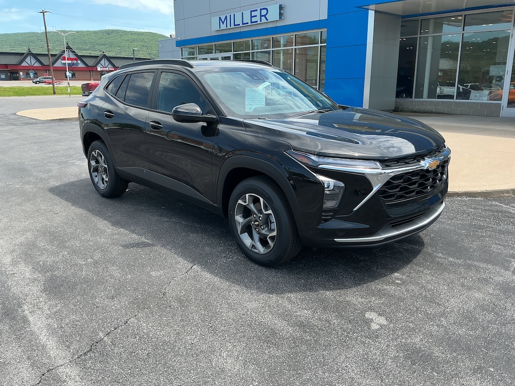 New 2026 Chevrolet Trax LT SUV