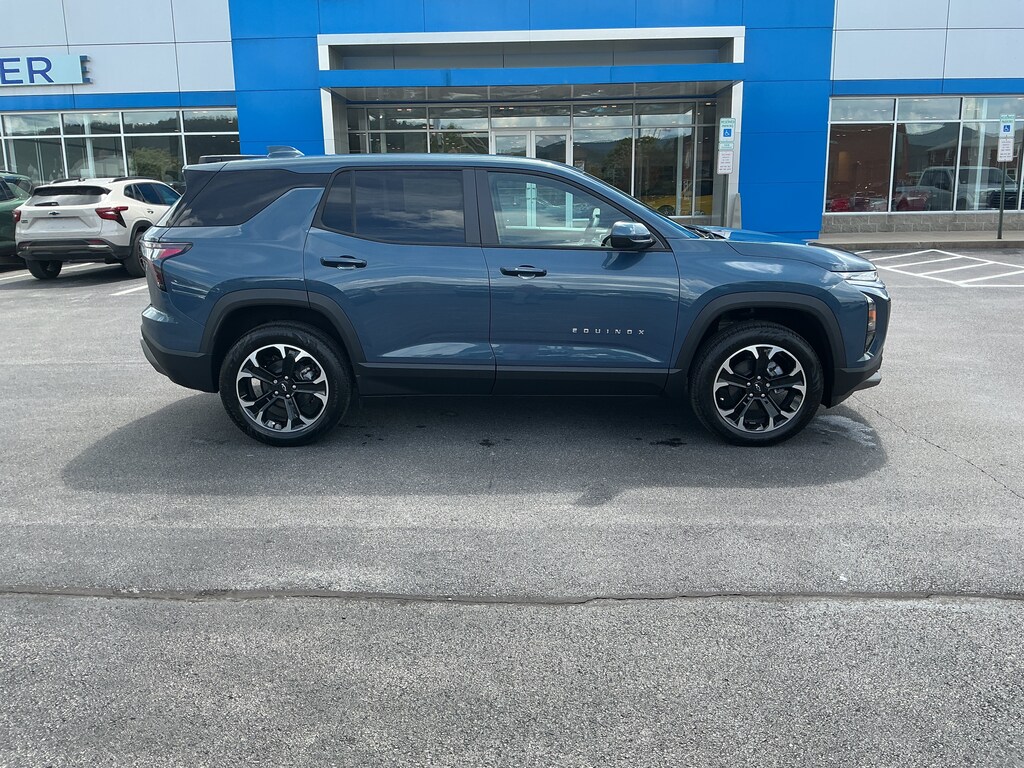 New 2027 Chevrolet Equinox LT SUV