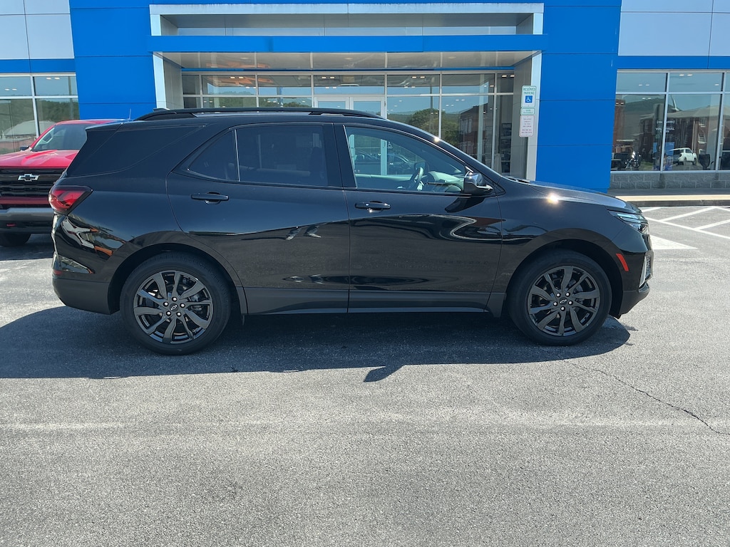 Used 2023 Chevrolet Equinox RS SUV