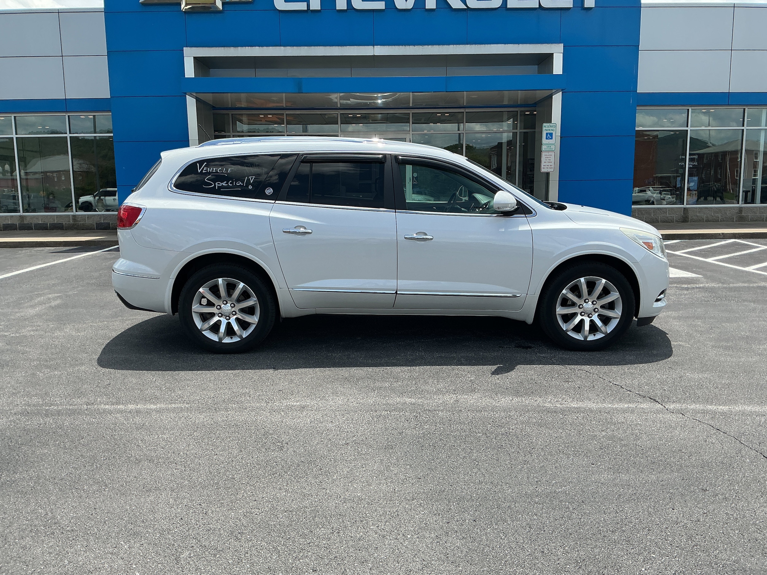 2016 Buick Enclave Premium AWD's photo