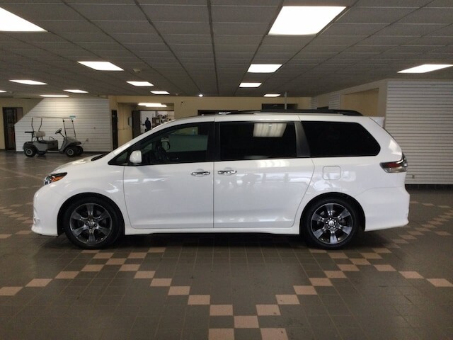Used 2015 Toyota Sienna SE with VIN 5TDXK3DC2FS669892 for sale in Hermantown, Minnesota