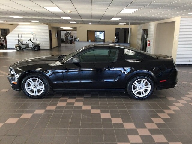 Used 2014 Ford Mustang V6 with VIN 1ZVBP8AM5E5212677 for sale in Hermantown, Minnesota