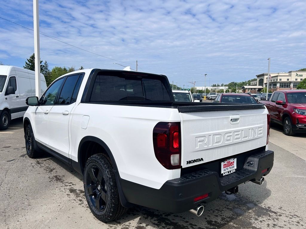 New 2026 Honda Ridgeline Black Edition Truck Crew Cab