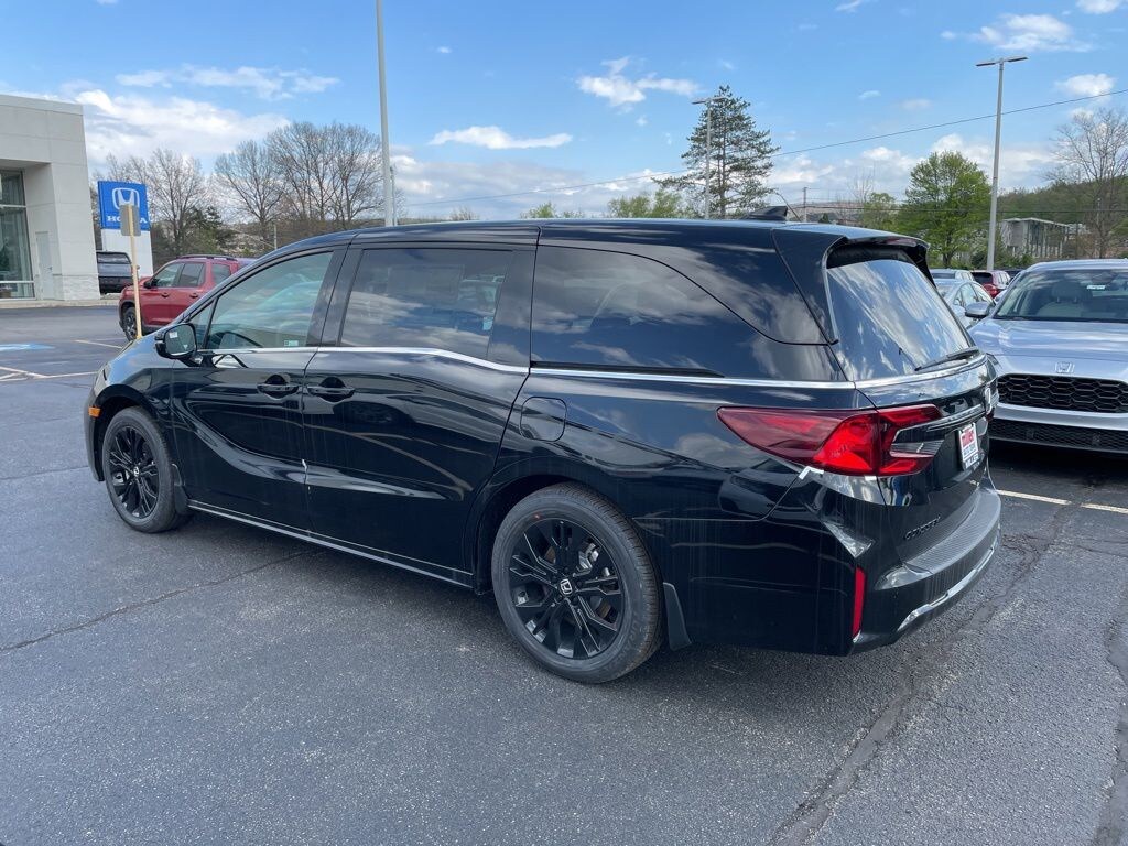 New 2026 Honda Odyssey Sport-L Van Passenger
