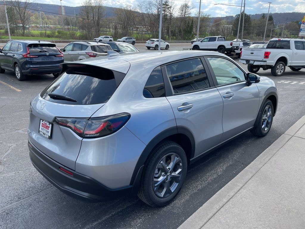 New 2026 Honda HR-V LX SUV