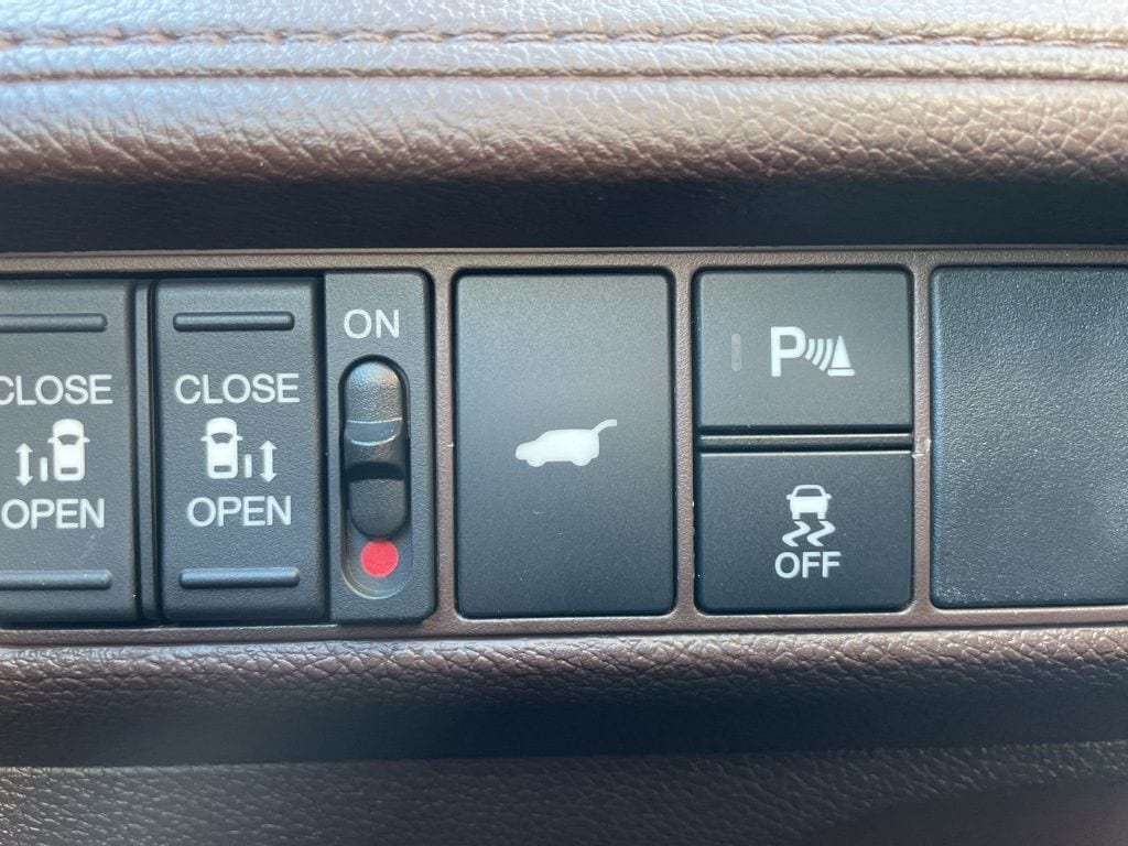 2026 Honda Odyssey Touring - Photo 23