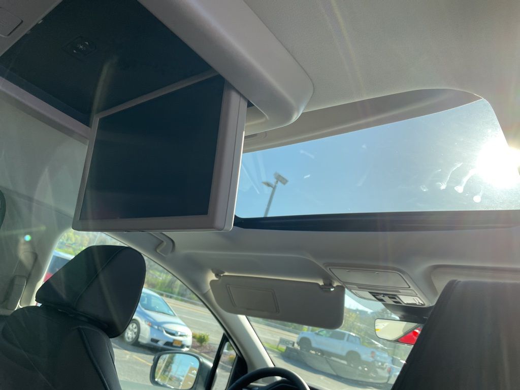 2026 Honda Odyssey Touring - Photo 15