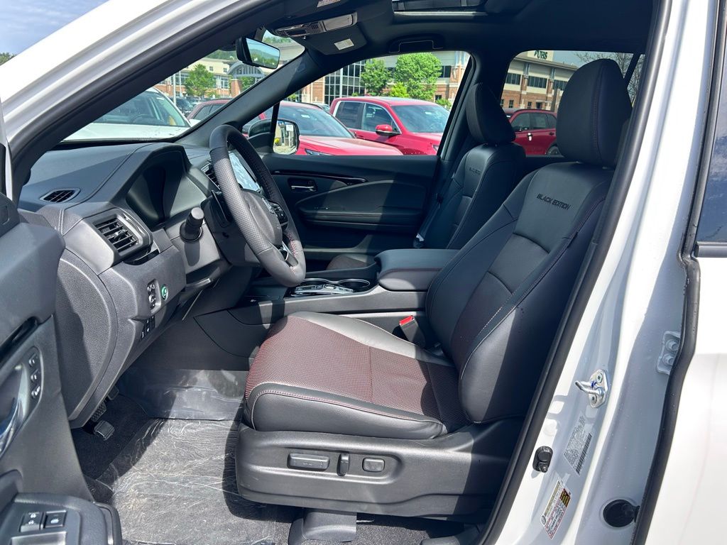 2026 Honda Ridgeline Black Edition - Photo 8