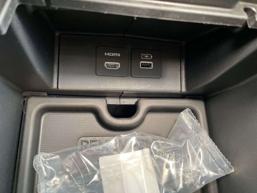 2026 Honda Odyssey Touring - Photo 22