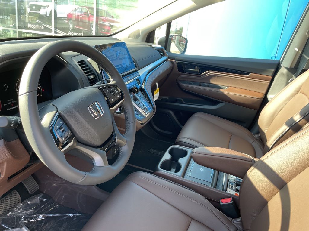 2026 Honda Odyssey Touring - Photo 6