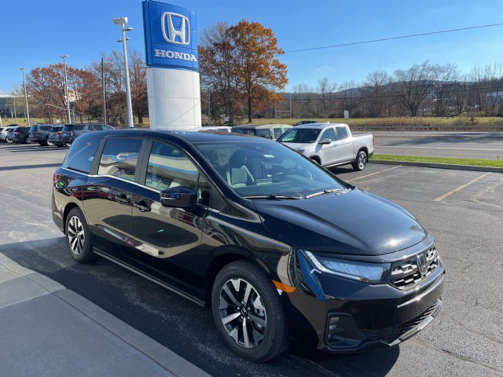 New 2026 Honda Odyssey EX-L Van Passenger