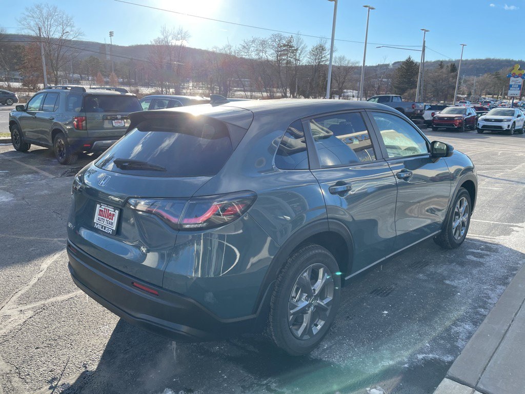 New 2026 Honda HR-V LX SUV