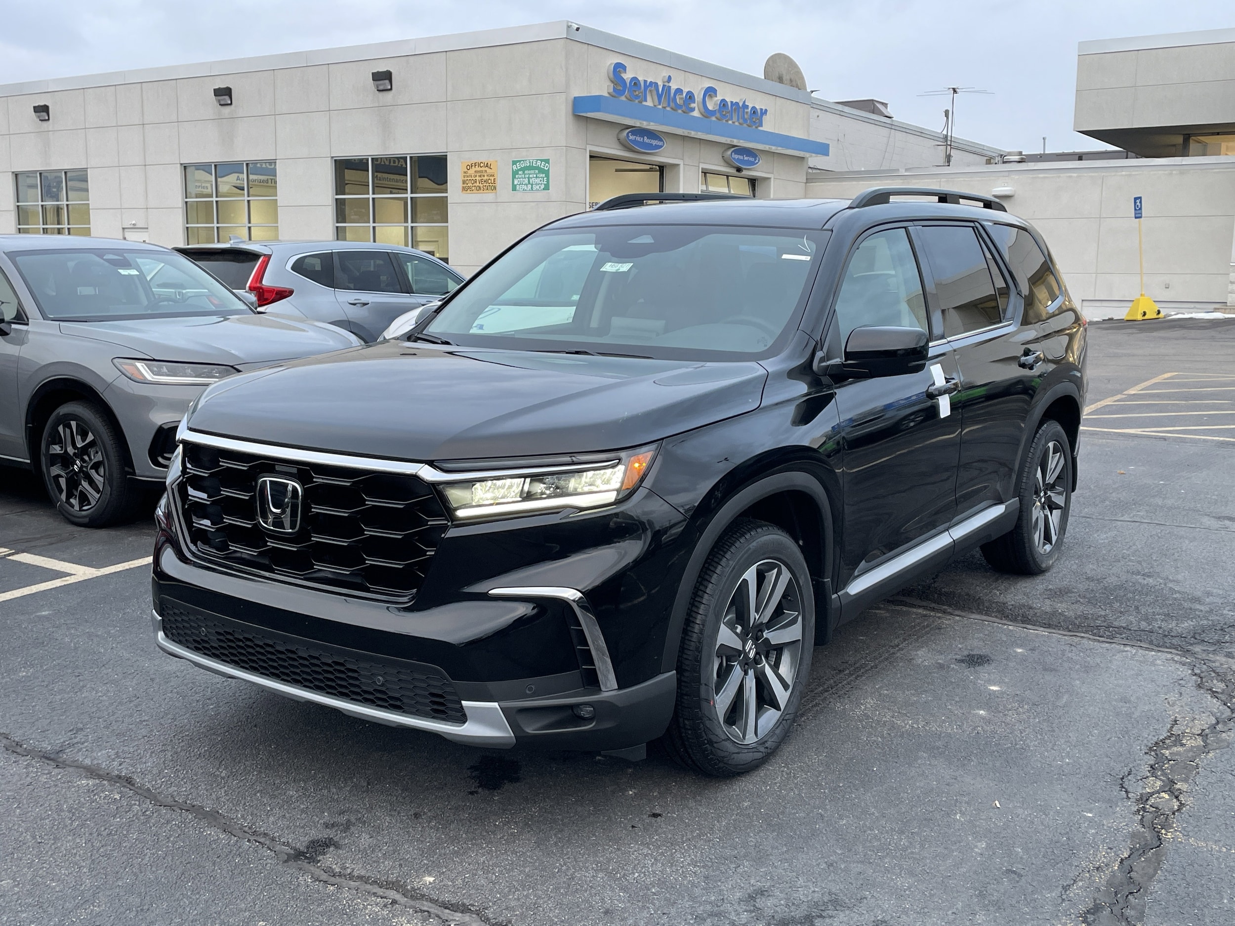 2025 Honda Pilot Touring's photo