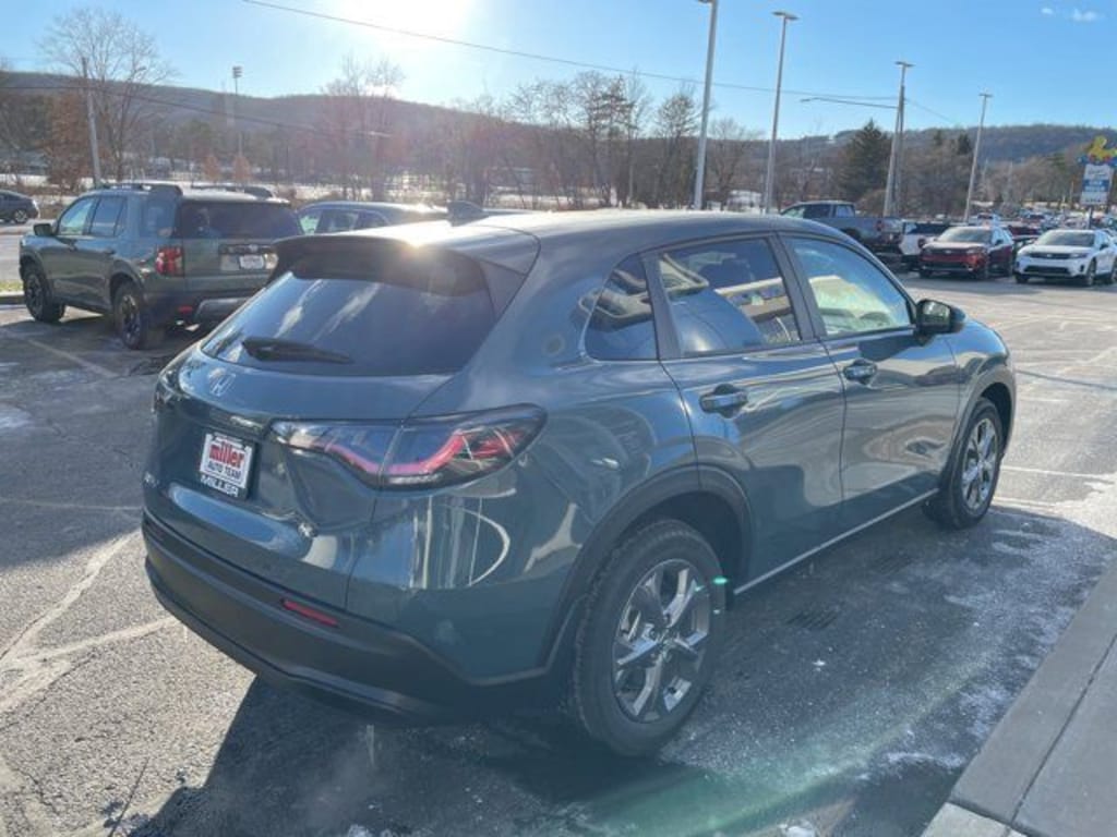 New 2026 Honda HR-V LX SUV