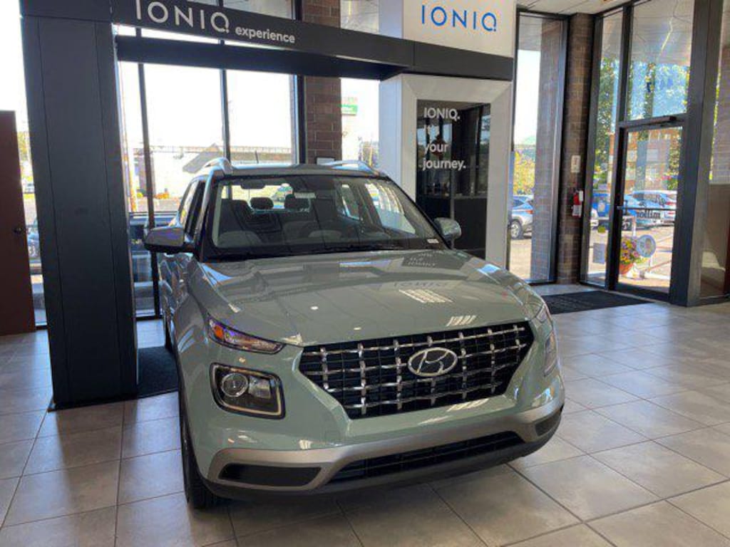 New 2026 Hyundai Venue SEL SUV