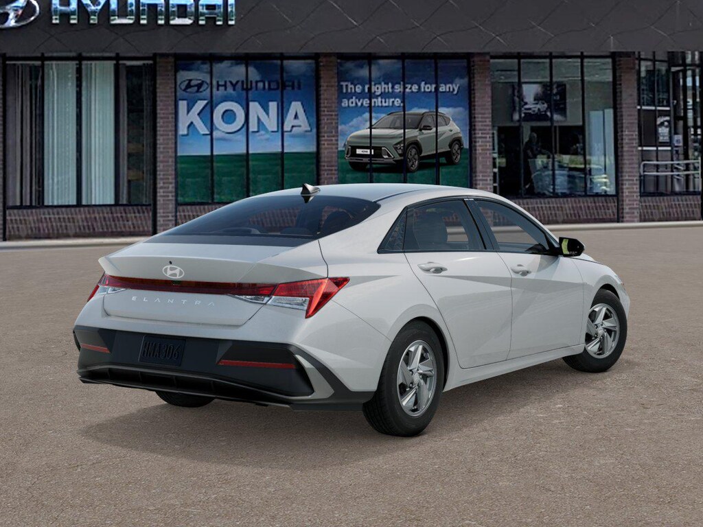 New 2026 Hyundai Elantra SE Sedan