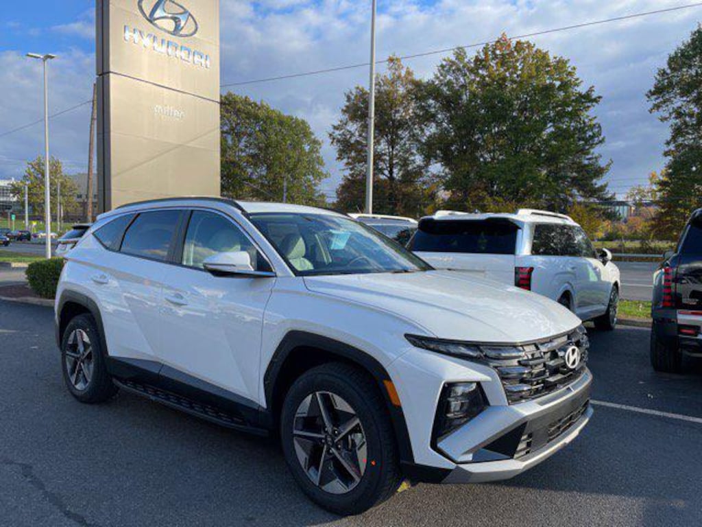 New 2026 Hyundai Tucson SEL Premium AWD SUV