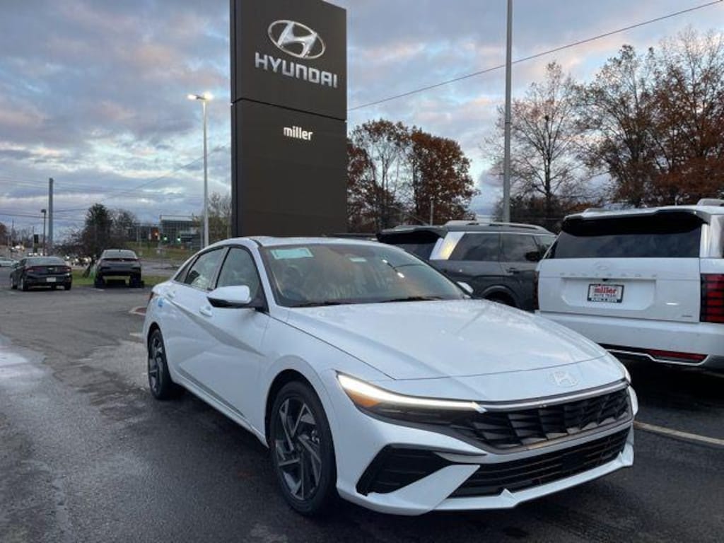 New 2026 Hyundai Elantra Limited Sedan