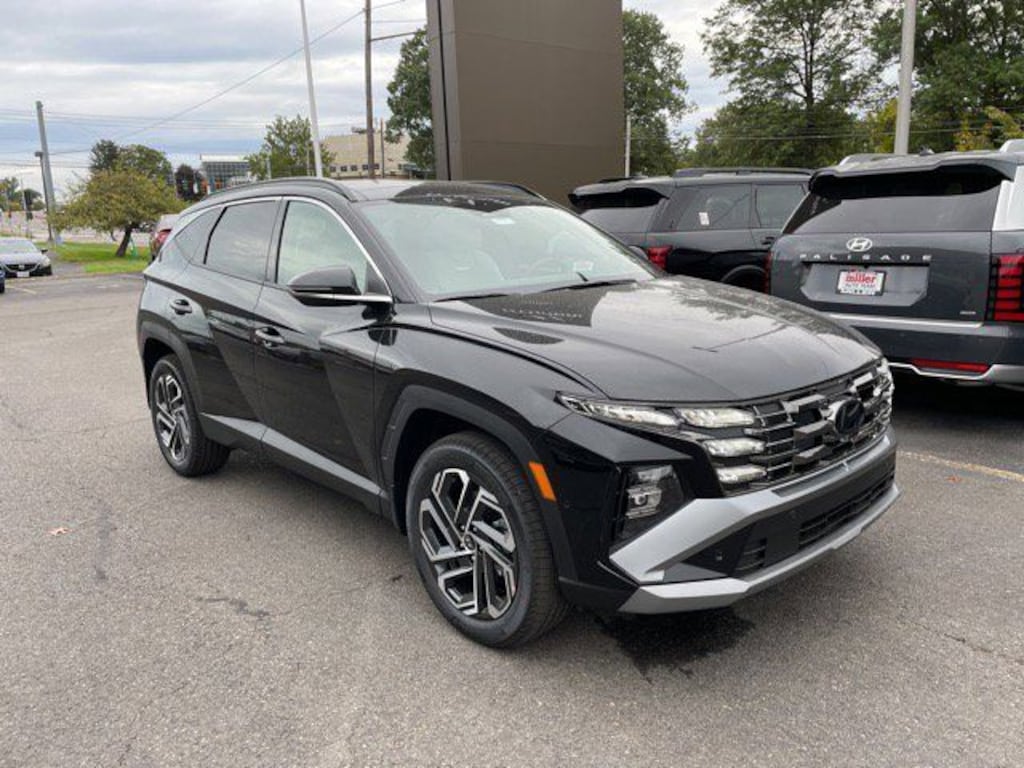 New 2026 Hyundai Tucson Limited AWD SUV
