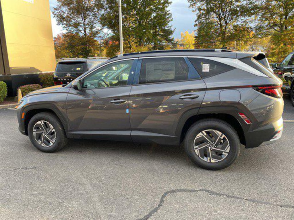 New 2025 Hyundai Tucson Hybrid Blue SUV