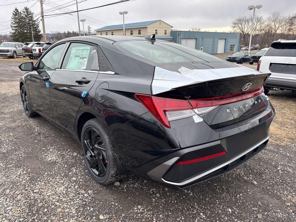 New 2026 Hyundai Elantra SEL Sport Sedan