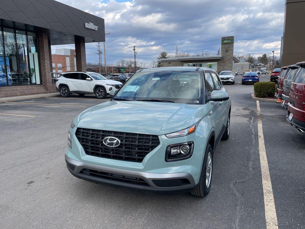 2026 Hyundai Venue SE