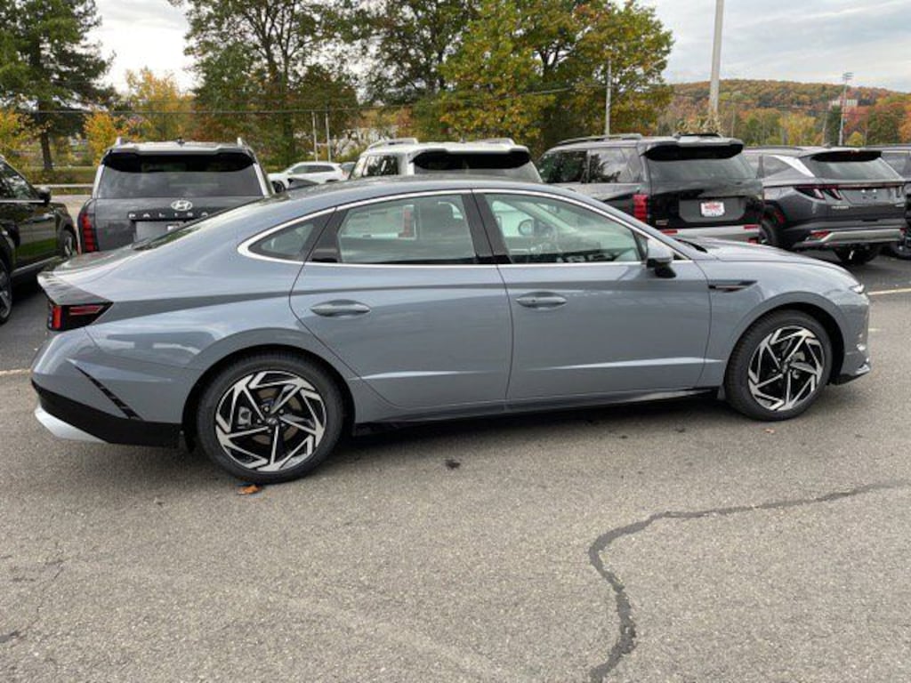 New 2026 Hyundai Sonata SEL Sport Sedan
