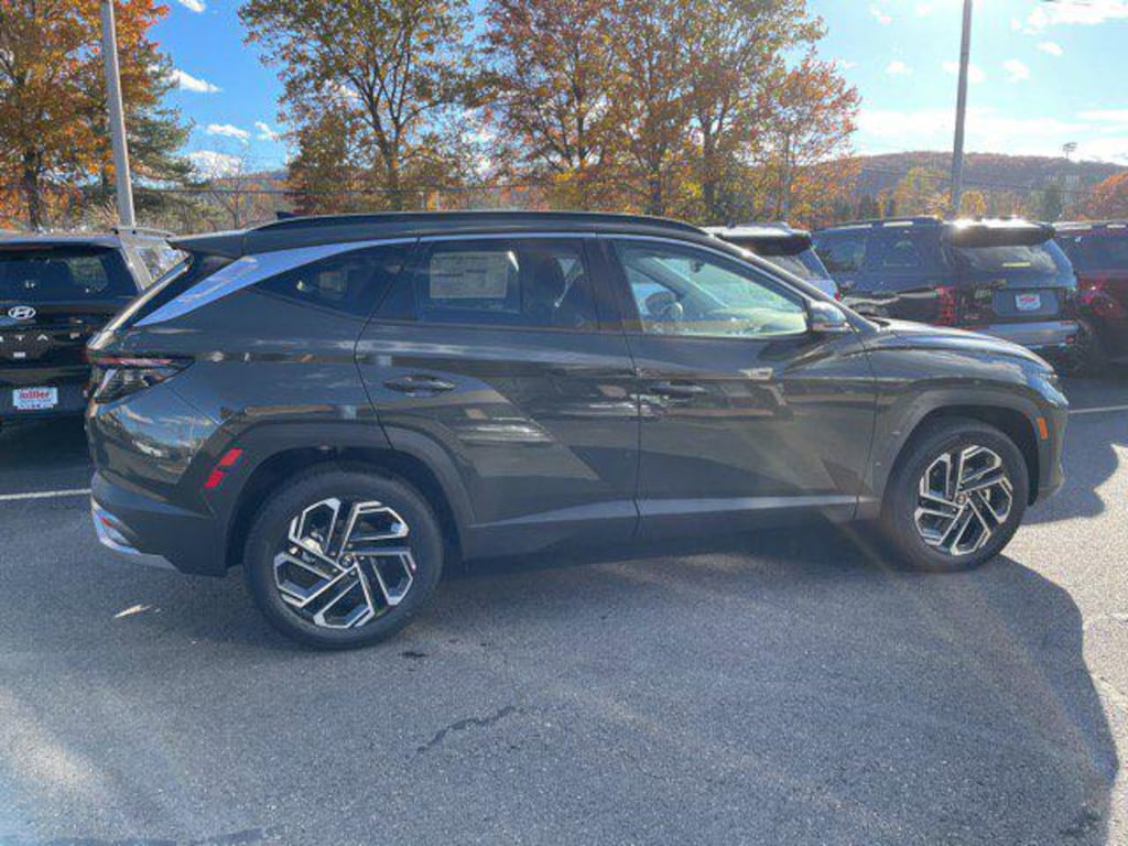 New 2025 Hyundai Tucson Limited SUV