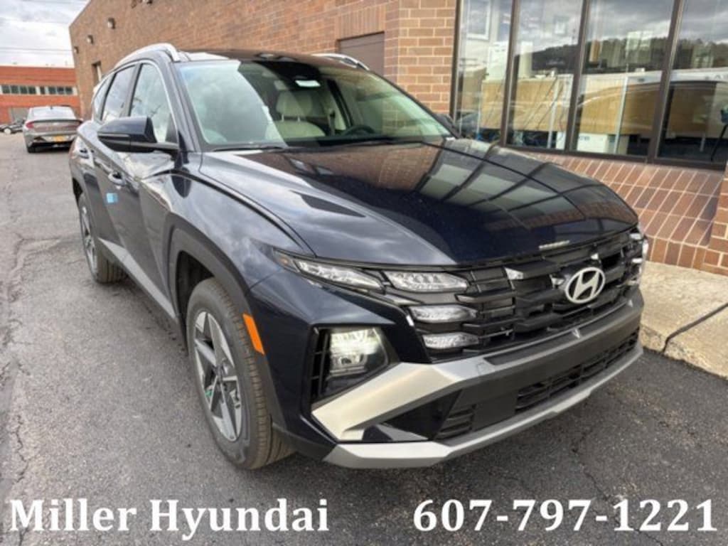 New 2025 Hyundai Tucson Hybrid SEL Convenience SUV