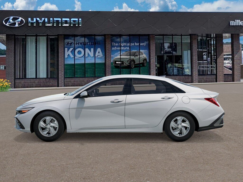 New 2026 Hyundai Elantra SE Sedan