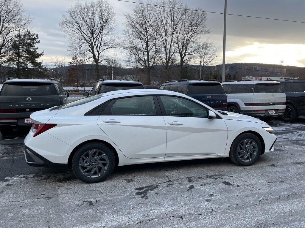 New 2026 Hyundai Elantra Hybrid Blue Sedan