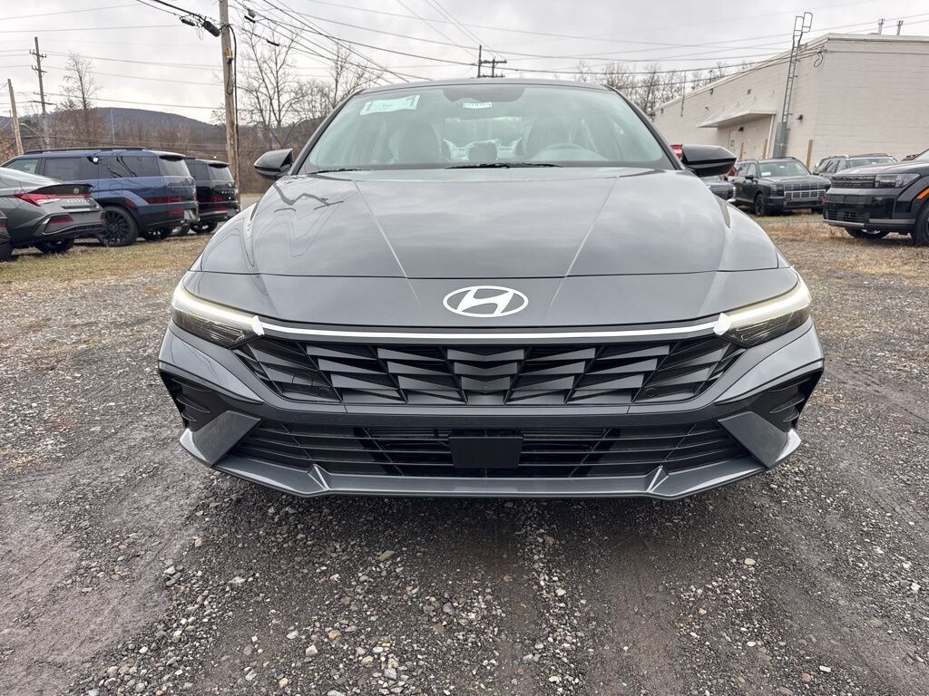 New 2026 Hyundai Elantra SEL Sport Premium Sedan