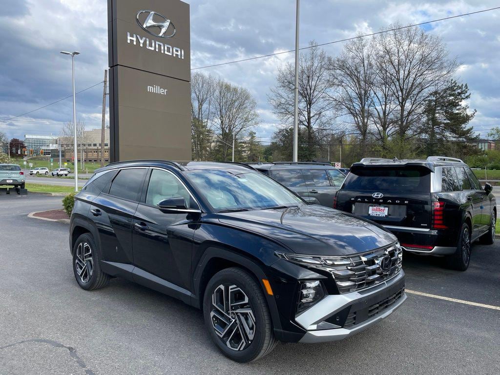 New 2026 Hyundai Tucson Hybrid Limited SUV