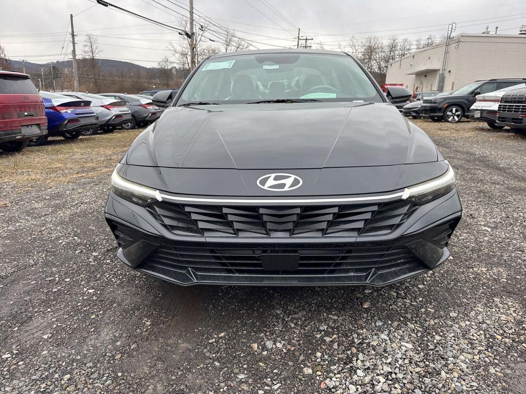 New 2026 Hyundai Elantra SEL Sport Premium Sedan