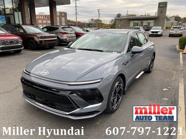 2026 Hyundai Sonata SEL's photo