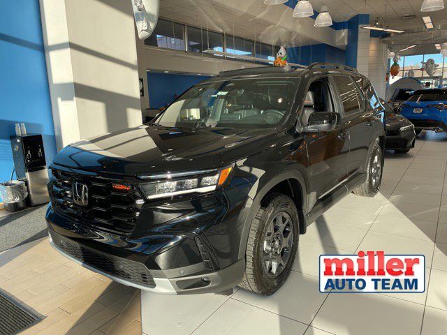 2025 Honda Pilot TrailSport's photo