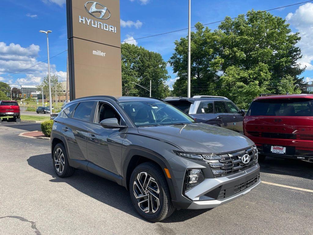 New 2026 Hyundai Tucson SEL Plus SUV