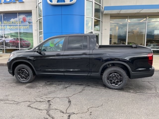 2025 Honda Ridgeline TrailSport photo 2