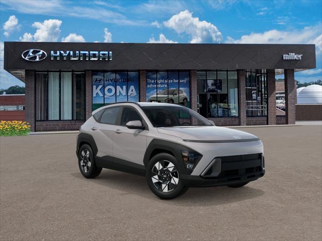 2025 Hyundai Kona SEL photo 2