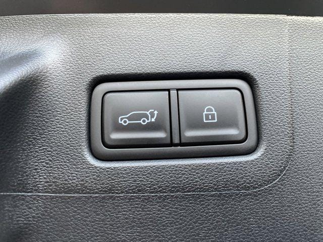 2026 Hyundai Santa Fe Limited - Photo 21