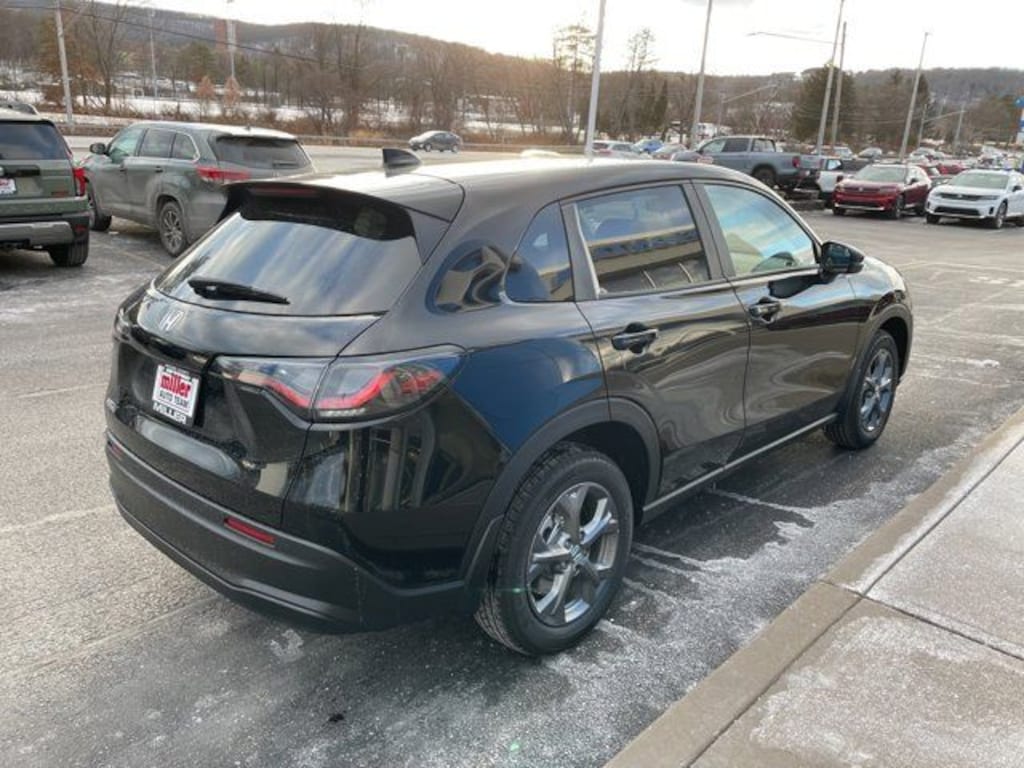 New 2026 Honda HR-V LX SUV