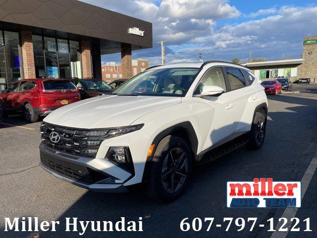 2026 Hyundai Tucson SEL Premium's photo