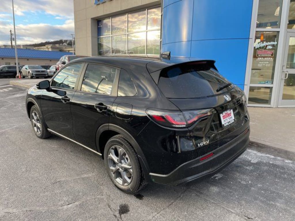 New 2026 Honda HR-V LX SUV